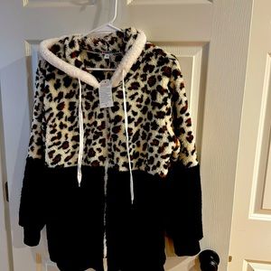 Animal print, fuzzy fleece, zip up hoodie, size medium new with tags